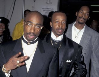 MC Hammer – «Too Tight», prod. by Tupac Shakur