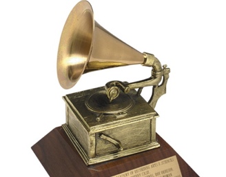 Только на канале РЕН ТВ