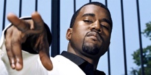 Kanye West с новым набором товаров