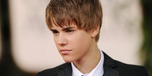 Justin Bieber — Under the Mistletoe