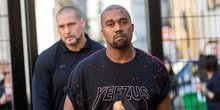 Kanye West стрижется каждый день
