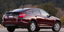 Компания Honda рассекретила рестайлинговую версию кроссовера Crosstour